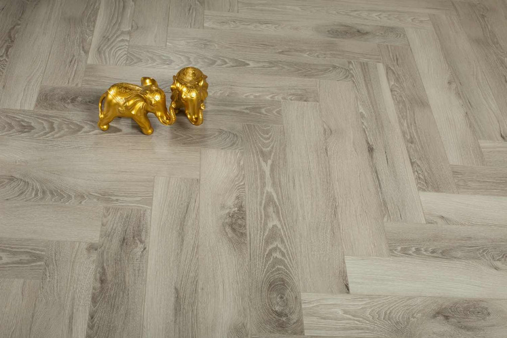Oakwood Herringbone 12mm Washed Oak Laminate