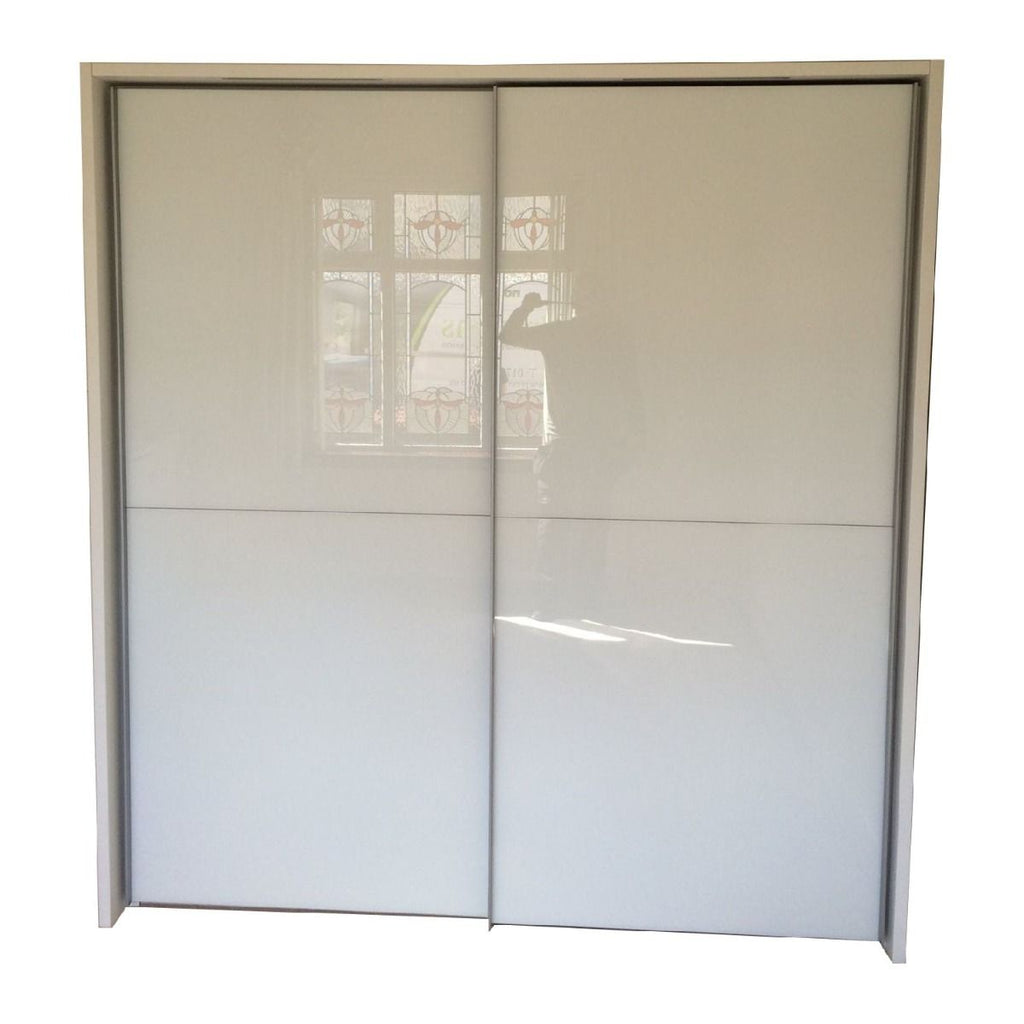 Oakwood Wiemann Berlin White Glass Front Finish Sliding Door Wardrobe
