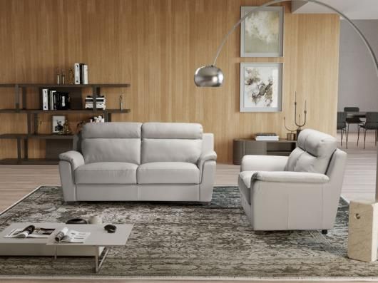 Oakwood NewTrendConcepts Edna Italian Leather Sofa