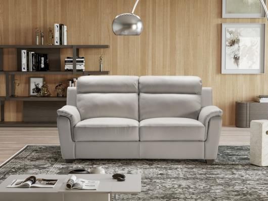 Oakwood NewTrendConcepts Edna Italian Leather Sofa