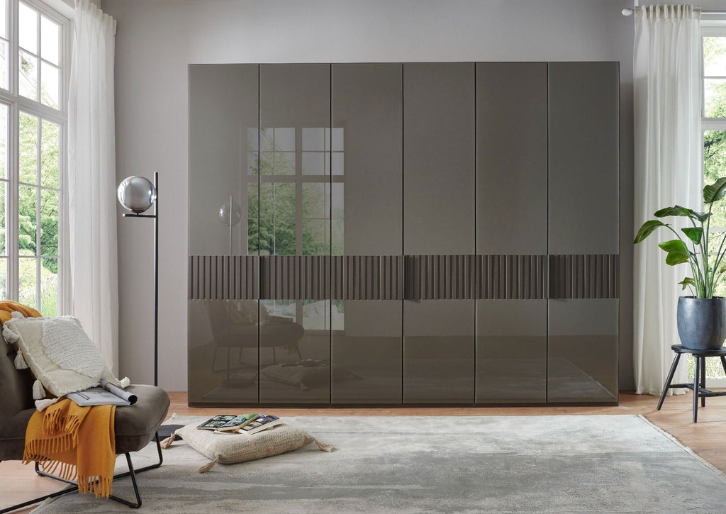Oakwood Wiemann Ventura 6 Hinged Door Wardrobe In Havana Glass