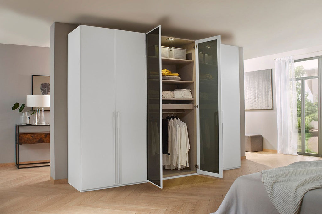 Oakwood Rauch Skat Shine 6 Hinged Door Wardrobe
