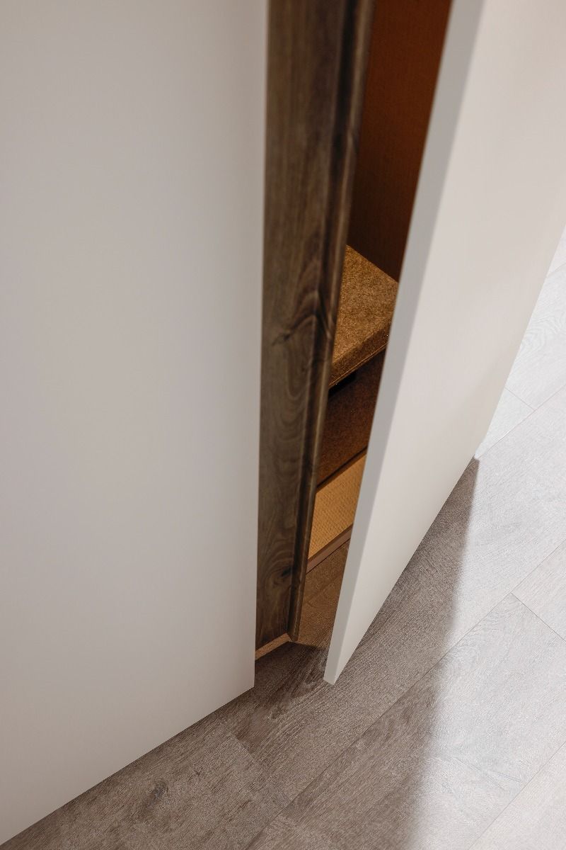 Oakwood Rauch Luana 6 Hinged Door Wardrobe