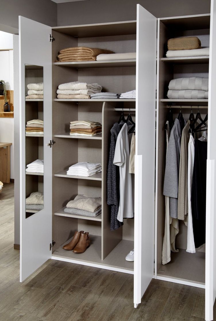 Oakwood Rauch Purisma White 5 Door Hinged Wardrobe 251CM