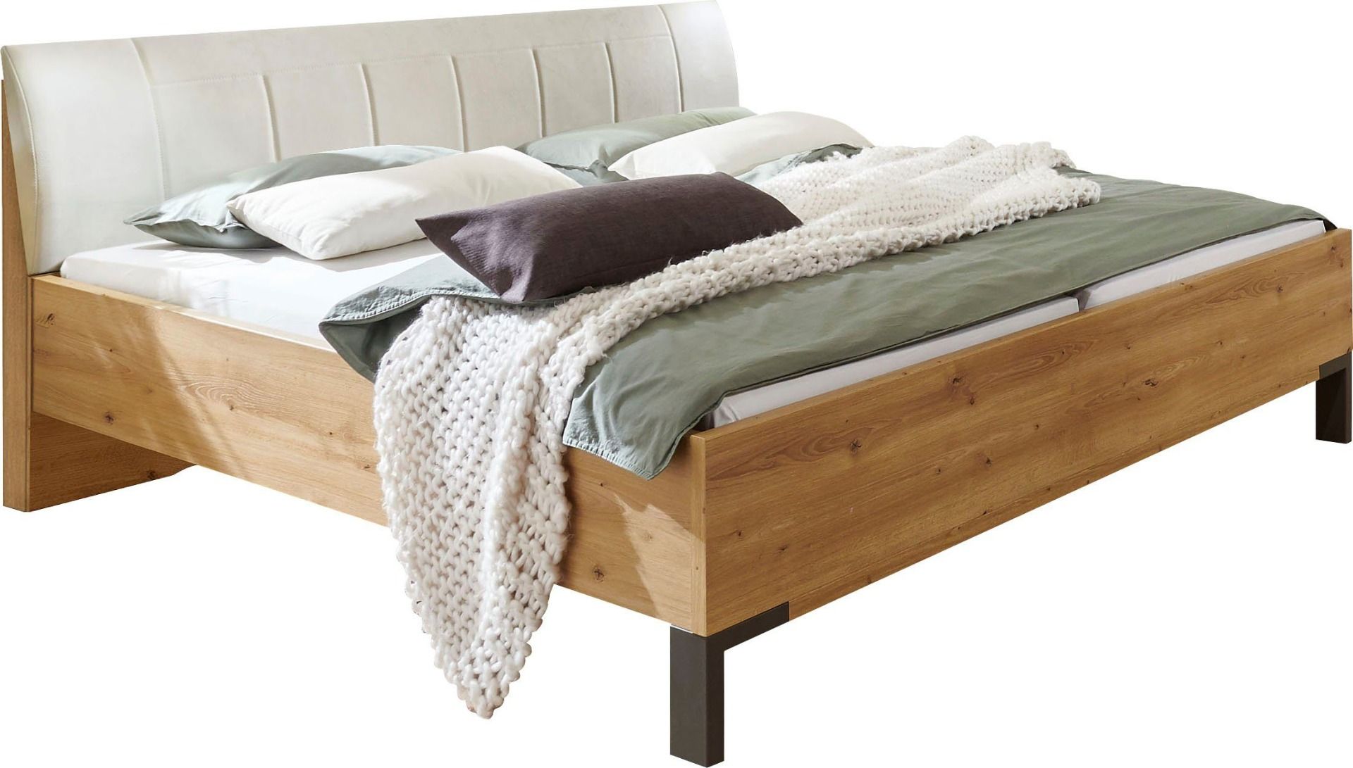 Oakwood Wiemann quito Bianco Oak And Champagne Faux Leather Bed