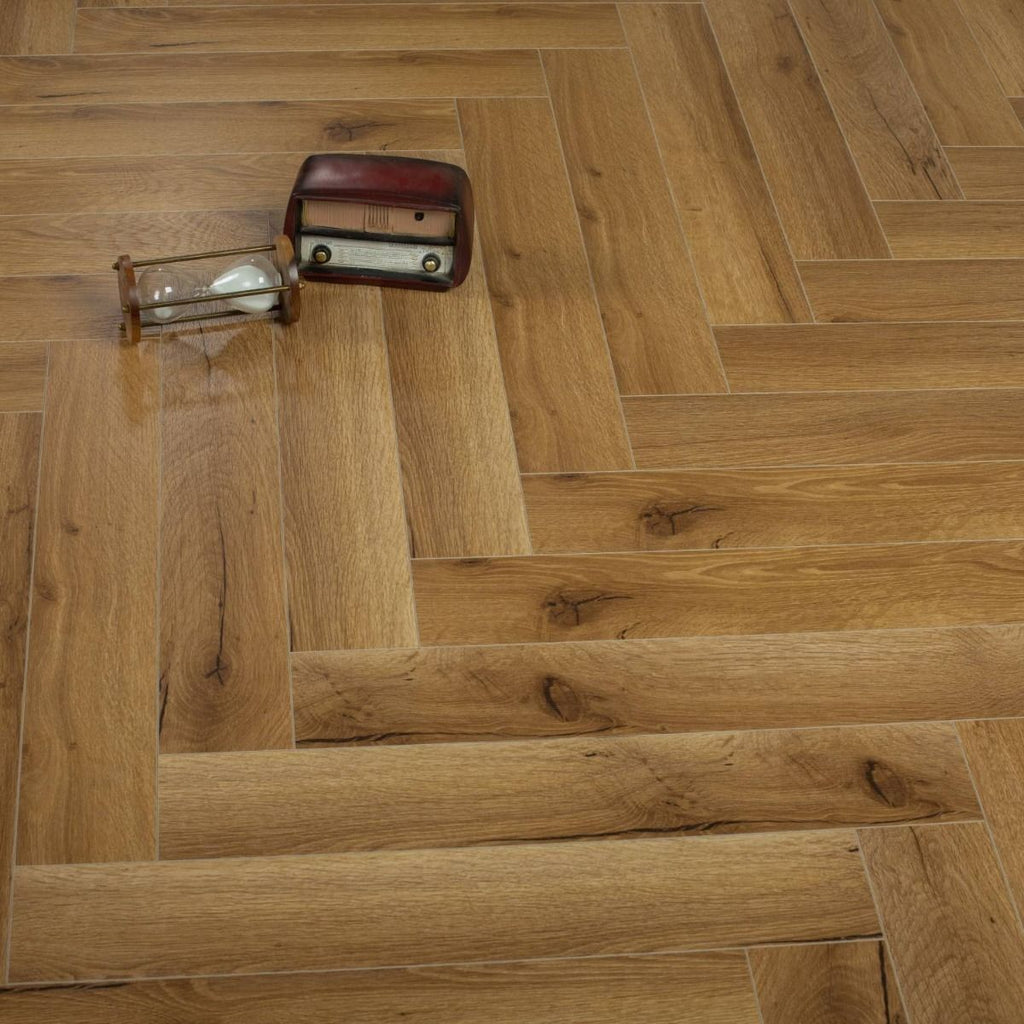 Oakwood Herringbone 12mm Traditional Oak Laminate