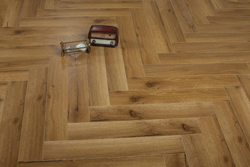 Oakwood Herringbone 12mm Traditional Oak Laminate