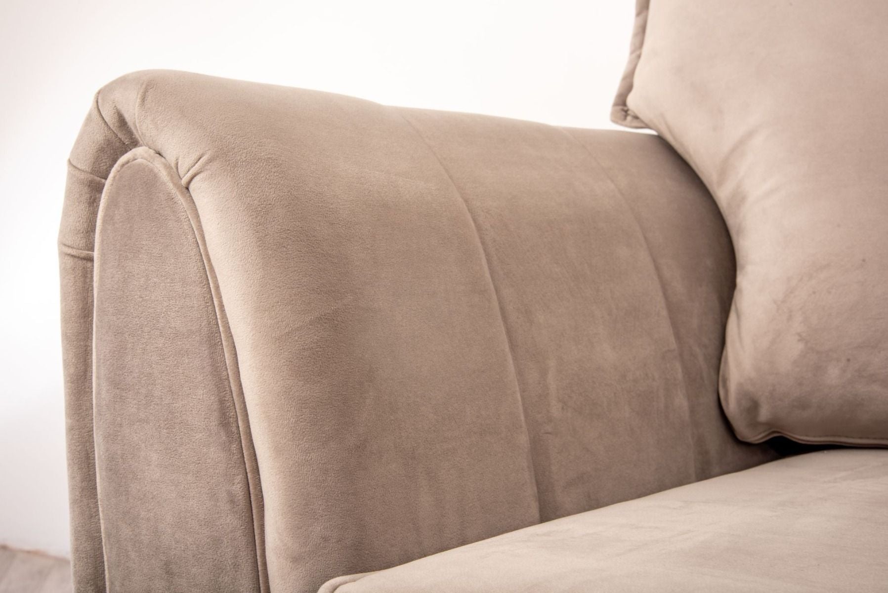 Oakwood Sophia Plush Velvet Fabric Upholstered Corner Sofa