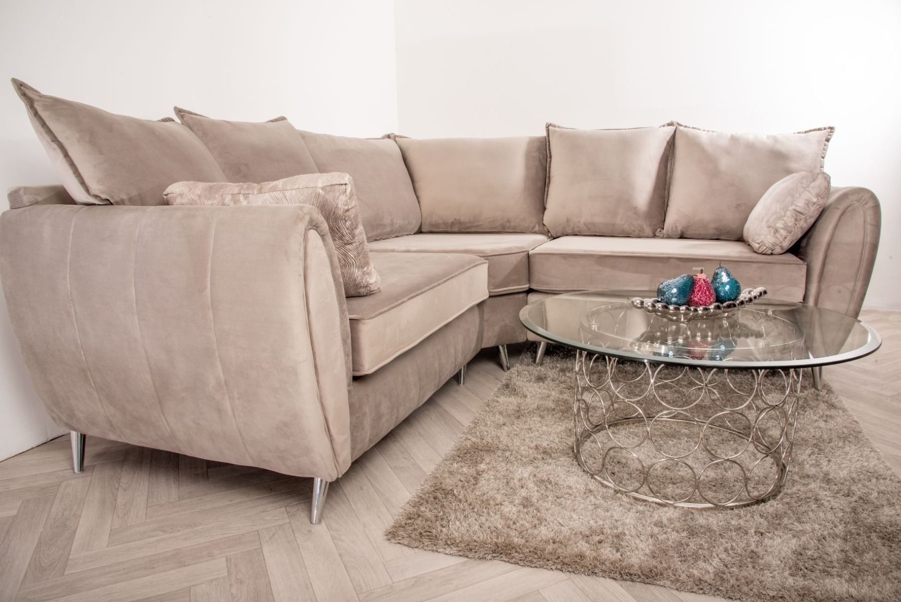 Oakwood Sophia Plush Velvet Fabric Upholstered Corner Sofa