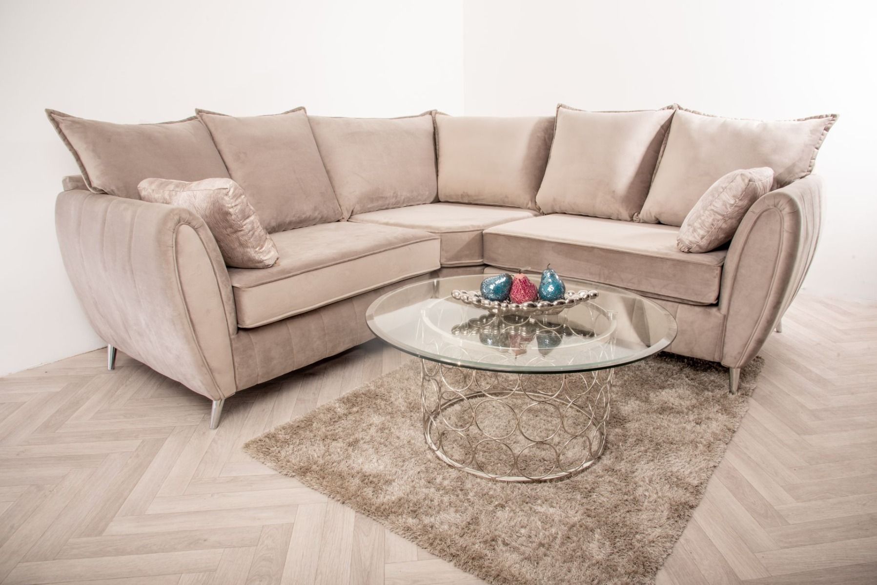 Oakwood Sophia Plush Velvet Fabric Upholstered Corner Sofa