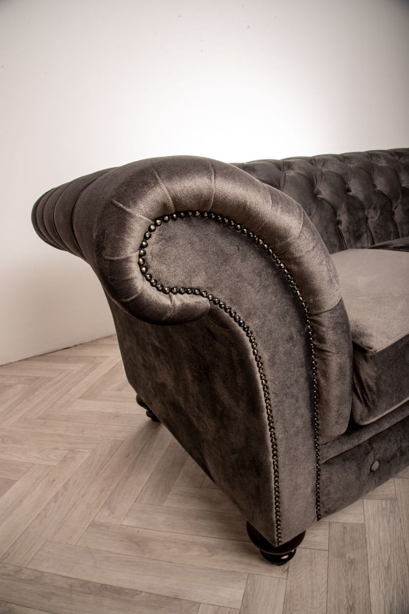 Oakwood Woodstock Chesterfield 4 Seater Fabric Sofa