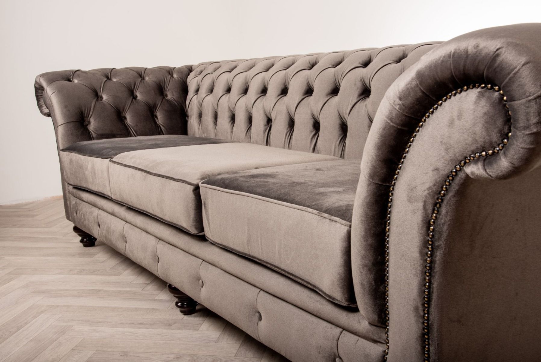 Oakwood Woodstock Chesterfield 4 Seater Fabric Sofa