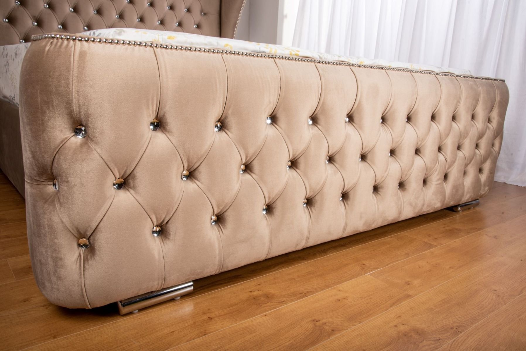 Oakwood Regal Chesterfield Velvet Fabric Upholstered Fabric Bed Frame