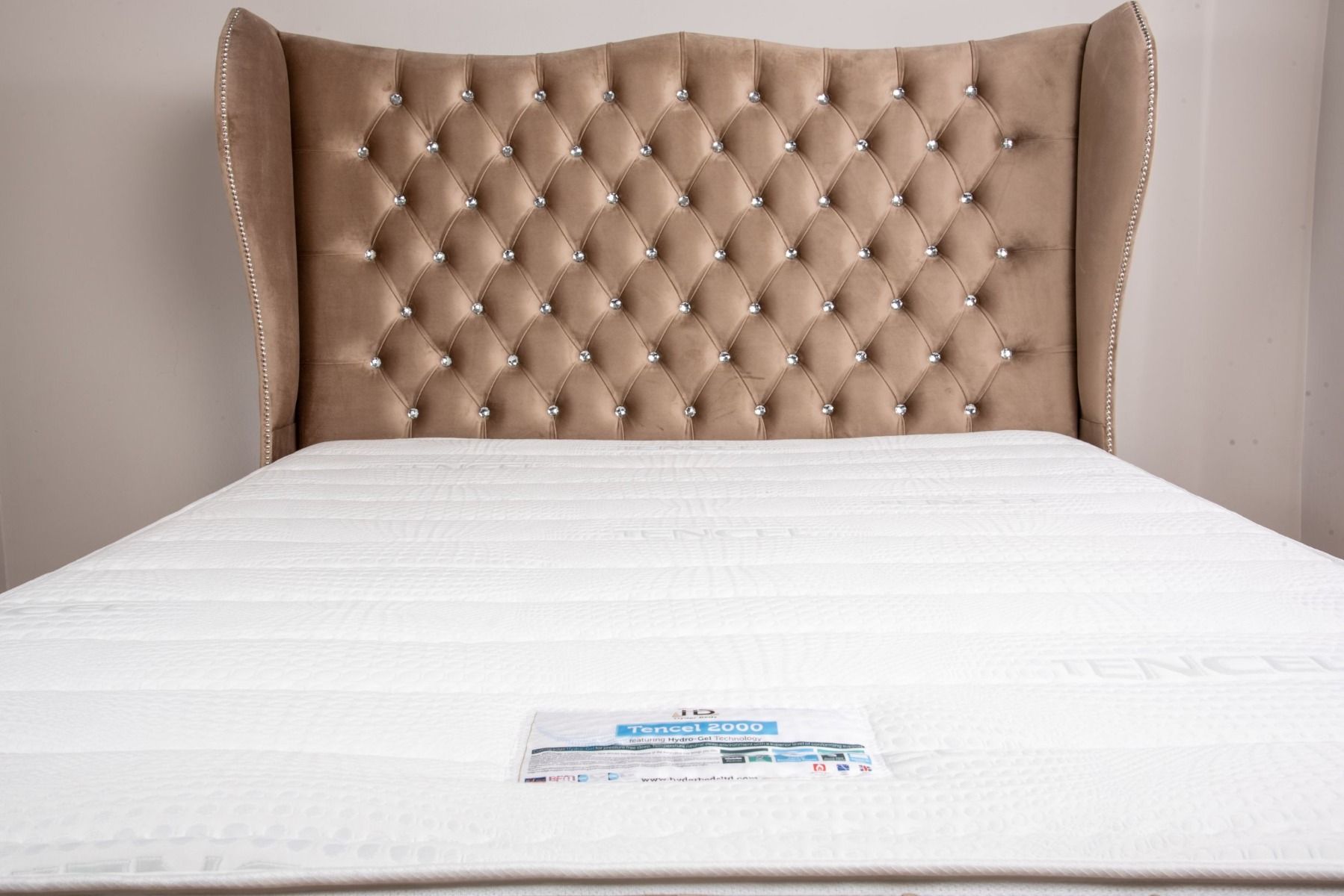 Oakwood Regal Chesterfield Velvet Fabric Upholstered Fabric Bed Frame