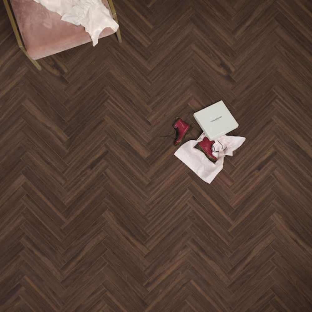 Oakwood Berry Alloc Ocean 8 V4 Laminate Flooring Walnut Brown
