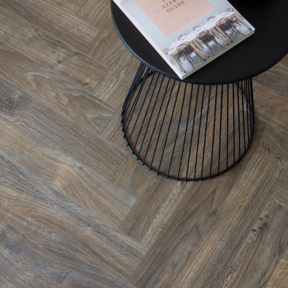 Oakwood Berry Alloc Chateau Laminate Flooring Java Brown