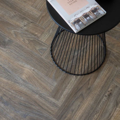 Oakwood Berry Alloc Chateau Laminate Flooring Java Brown