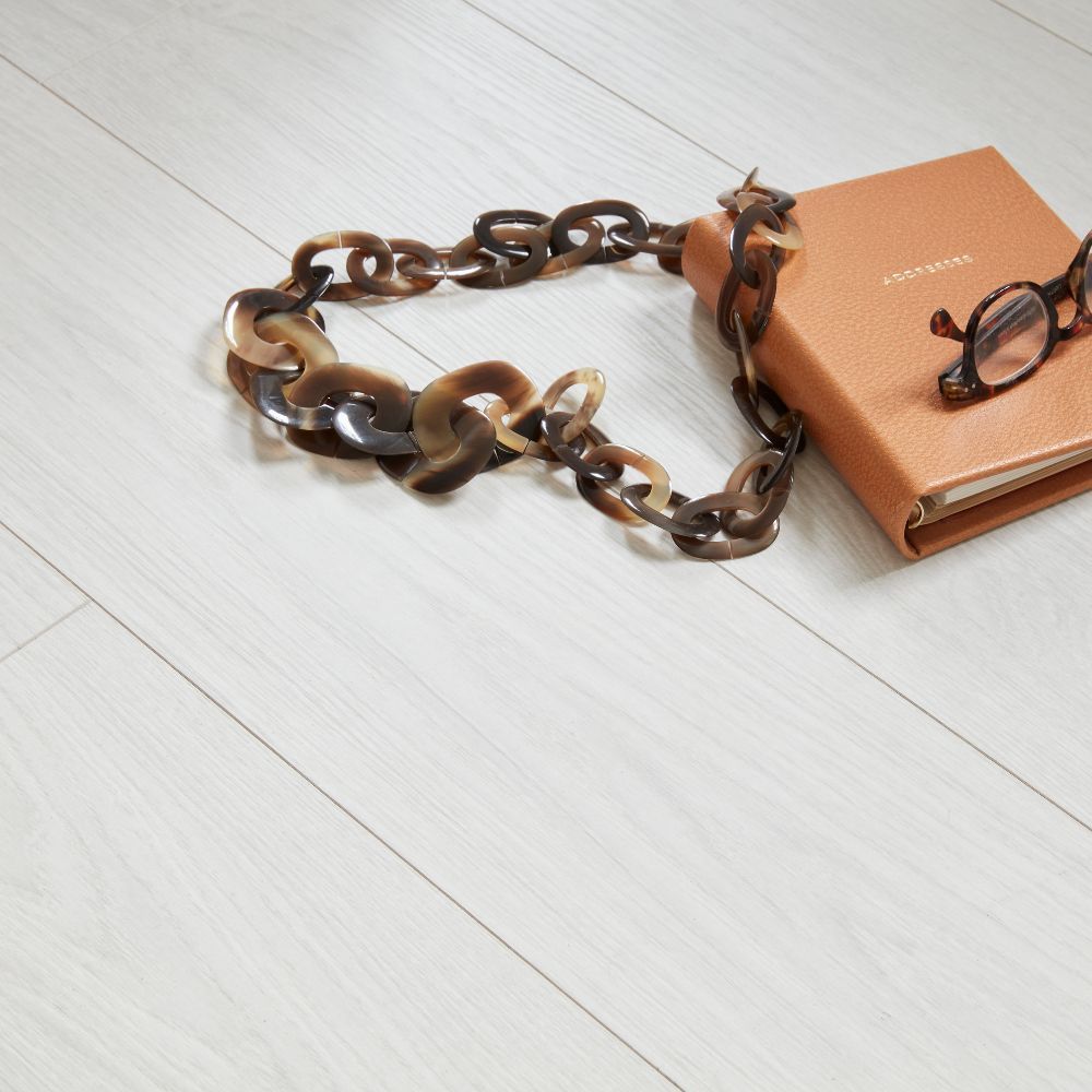 Oakwood Berry Alloc Ocean 8 V4 Laminate Flooring Charme White