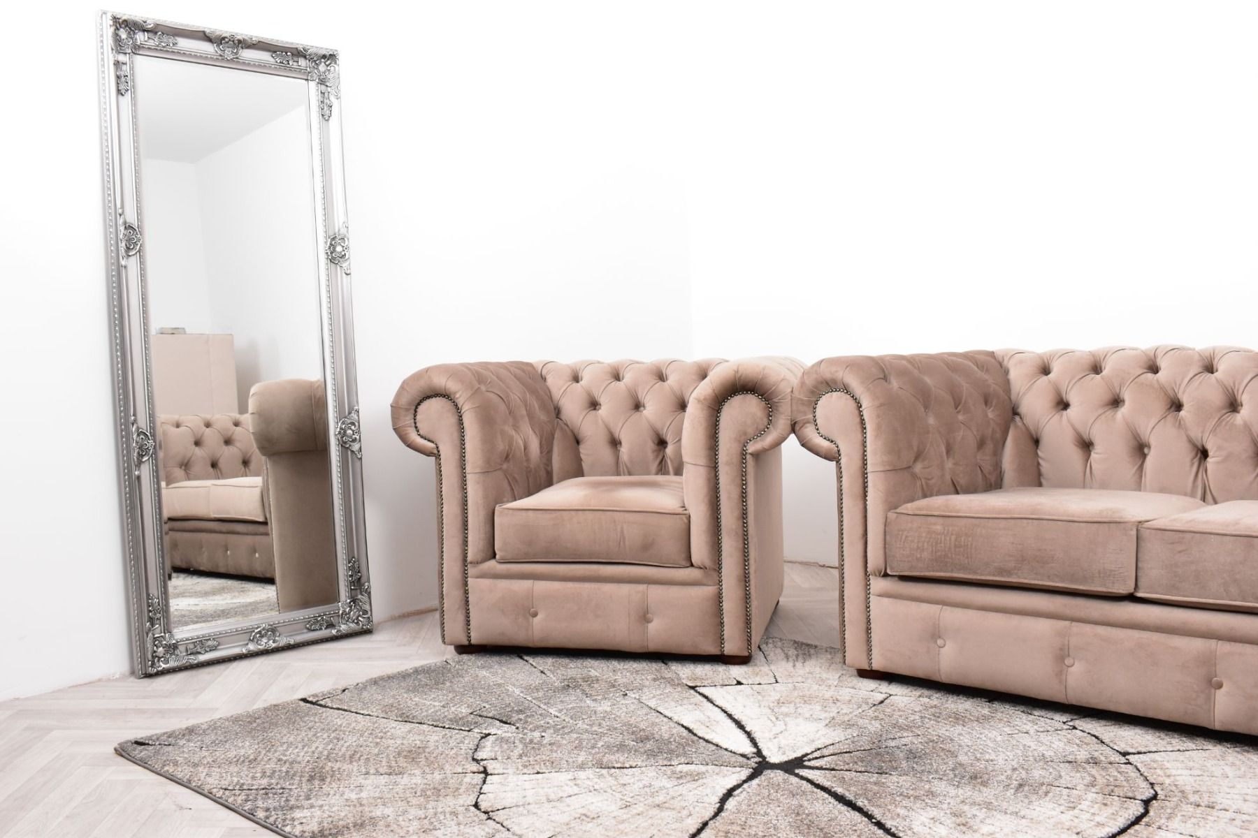 Oakwood Chesterfield 2 Seater Sofa