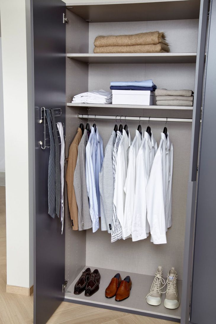 Oakwood Rauch Purisma Graphite 6 Door Hinged  Combi Wardrobe 301CM