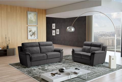 Oakwood NewTrendConcepts Edna Italian Leather Sofa