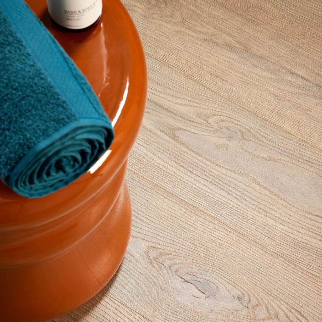 Oakwood Berry Alloc Ocean 8 V4 Laminate Flooring Epic Natural