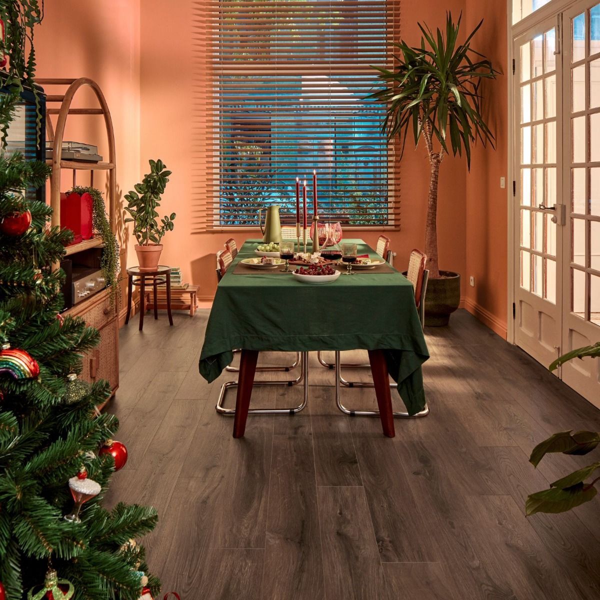 Oakwood Berry Alloc Ocean 8 V4 Laminate Flooring Gyant Dark Brown