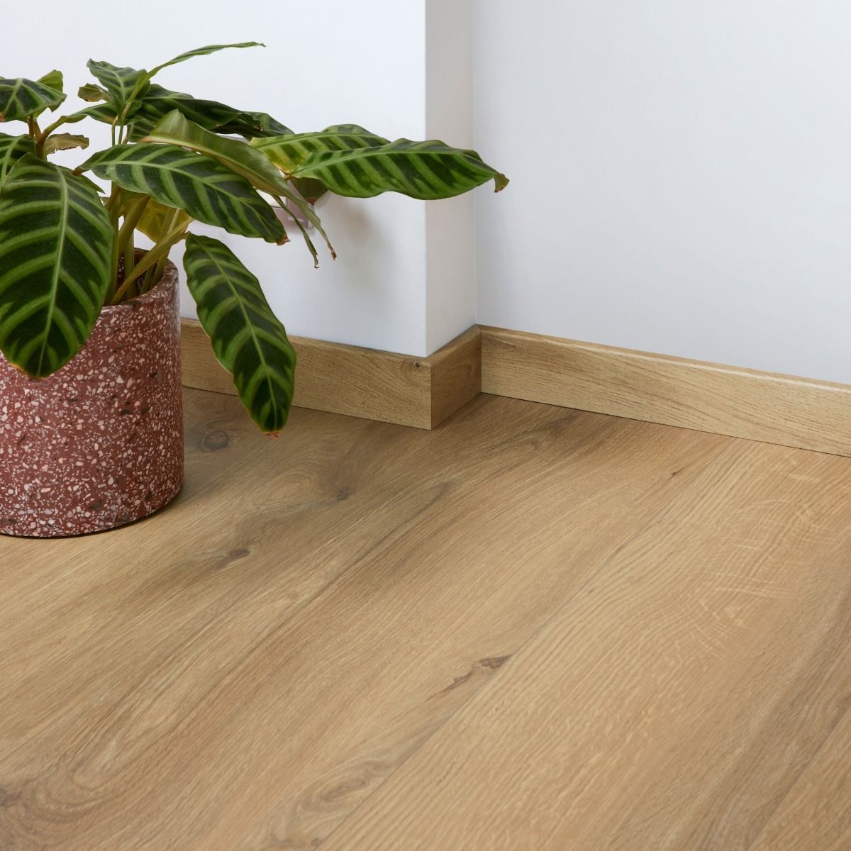 Oakwood Berry Alloc Ocean 8 V4 Laminate Flooring Gyant Warm Natural