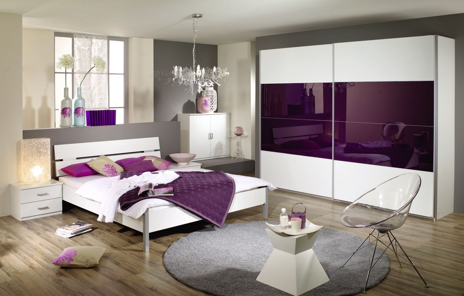 Oakwood Rauch Quadra Glass Blackberry Sliding Door Wardrobe