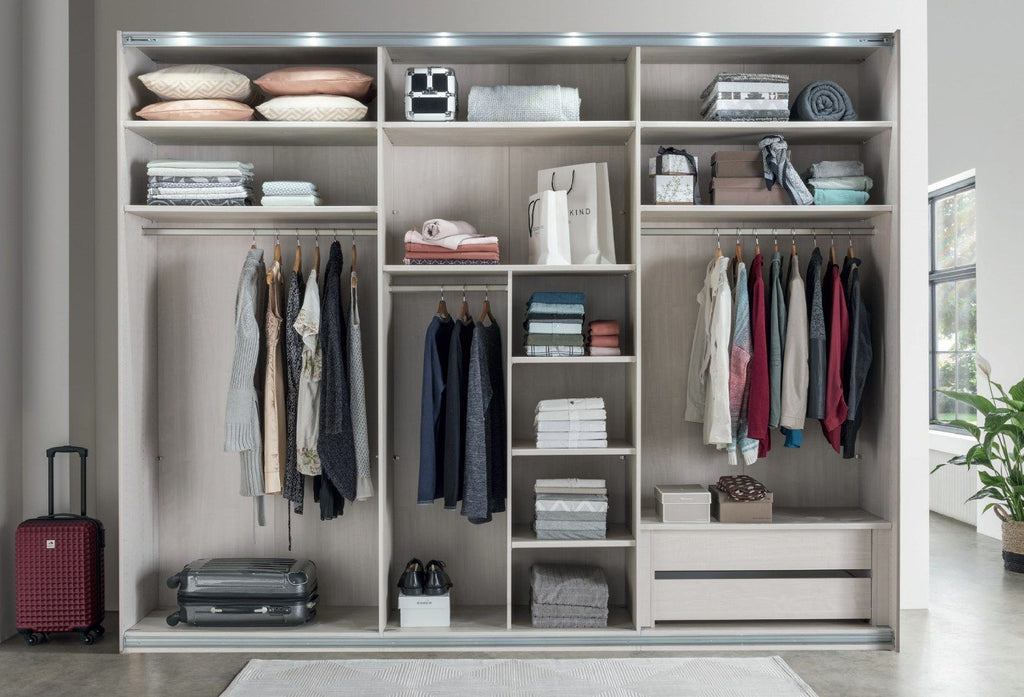 Oakwood Wiemann Miami 3 Door Sliding Wardrobe with Mirror