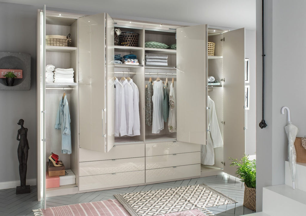 Oakwood Wiemann Kansas 6 Door Combi Wardrobe With 4 Centred Mirror Doors