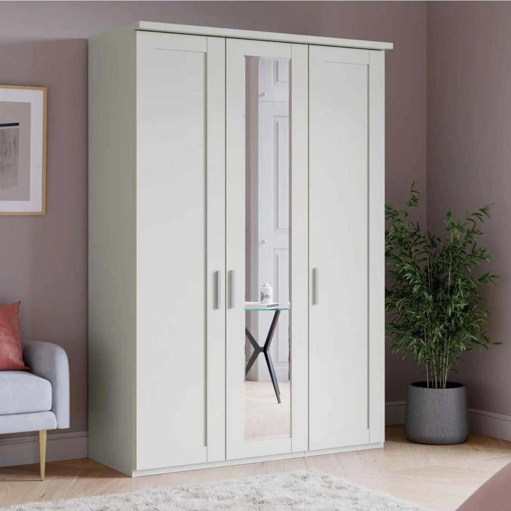 Oakwood Wiemann Cambridge Hinged 3 Door Wardrobe