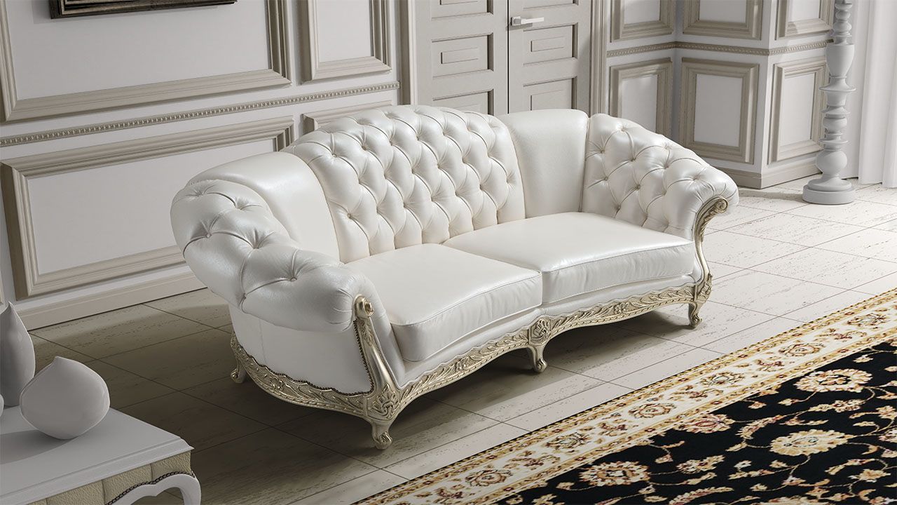 Oakwood Newtrend Concepts  Classic Italian Style Botticelli Premium Quality Leather Sofa