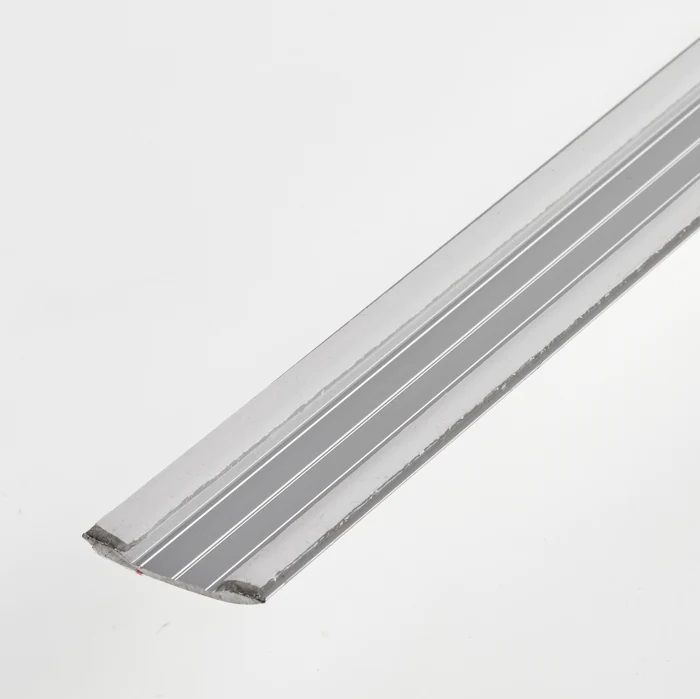 Oakwood 0.9M METAL COVERSTRIP SILVER/GOLD SELF ADHESIVE