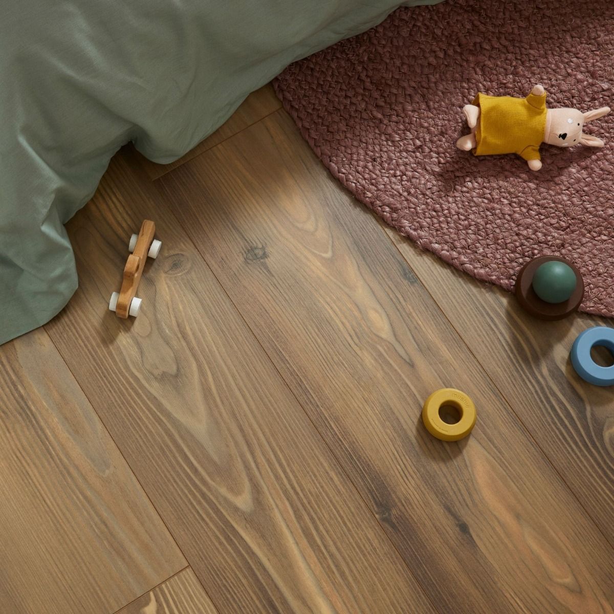 Oakwood Berry Alloc Ocean 8 V4 Laminate Flooring Ragnar Warm Natural