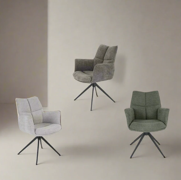 Oakwood Pearl Ext Dining Table with Perla Carver Swivel Chairs