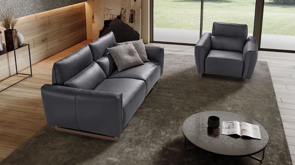 Oakwood Newtrend Concepts Italian Supreme Leather Baccarat 3 Seater Sofa