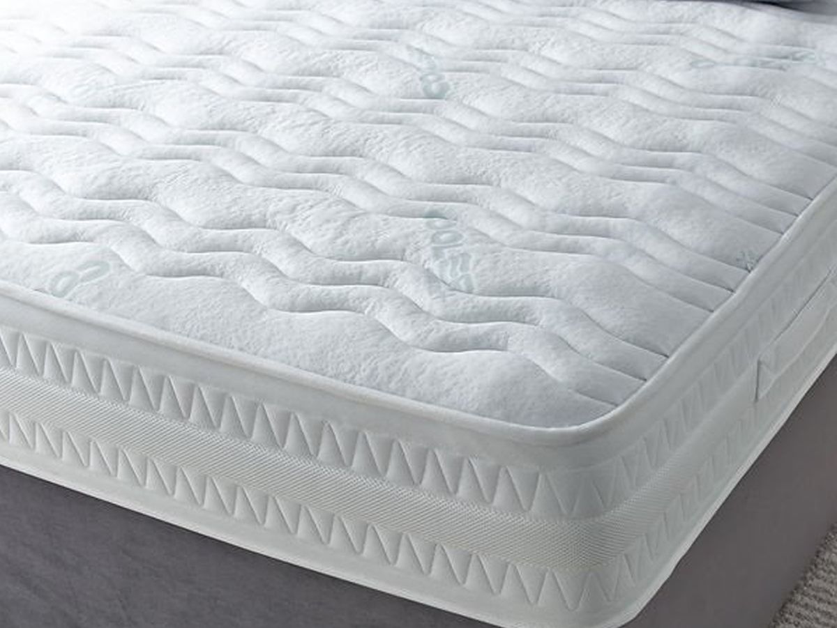 Oakwood Sirocco 2000 Mattress & Upholstered Divan Set