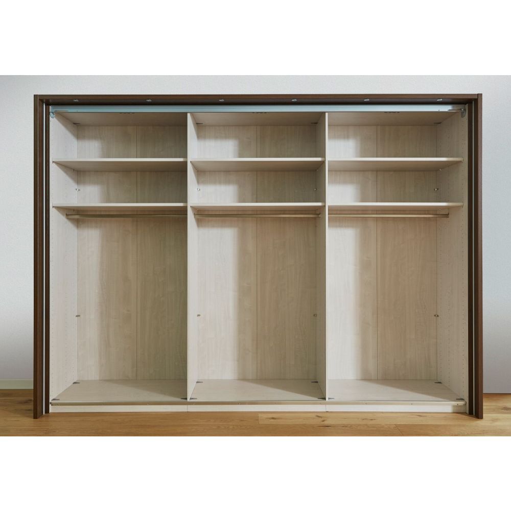 Oakwood Wiemann Darwin Sliding 3 Door Wardrobe