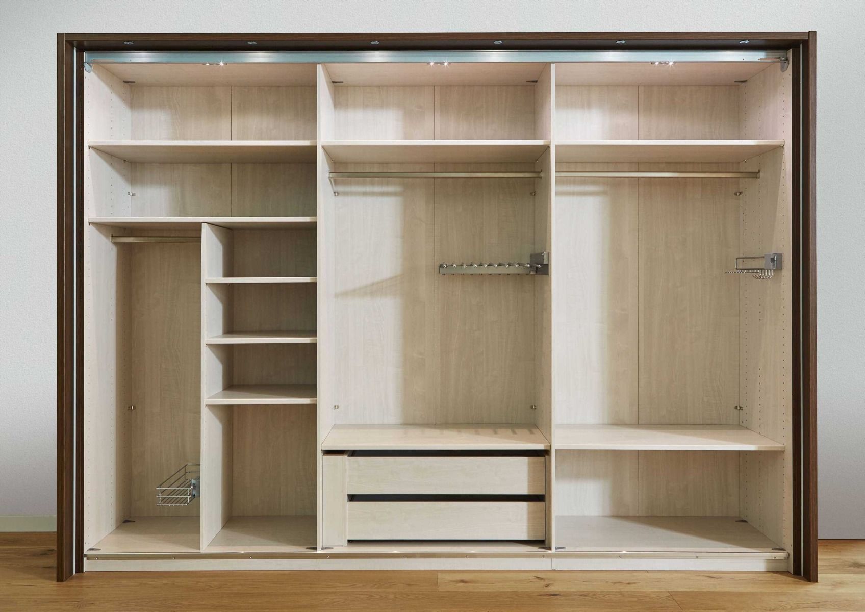 Oakwood Wiemann Berlin Sliding Door Wardrobe Graphite & Pebble Grey Glass
