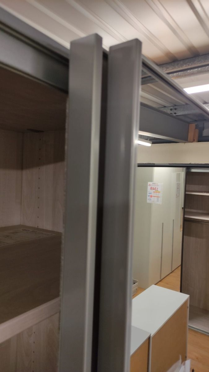 Oakwood Wiemann Berlin Pebble Grey Glass Sliding Door Wardrobe